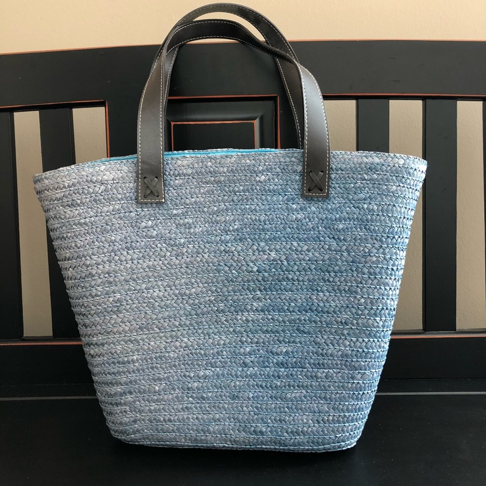 Straw bag